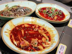 -江边城外烤全鱼(世茂广场店)