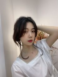 -BULB STUDIO 巴柏明星发型工作室