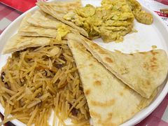 小慧农家一绝-小慧莜面村(青东店)