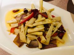 -美食村花园餐厅