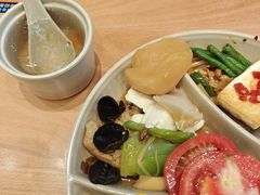 -素满香·全民食养自助(长宁龙之梦店)