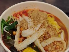 -W COLLECTIVE  DESSERT SHOP