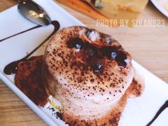 冲绳黑糖爆浆蛋糕-必胜客(花舞大唐博物馆店)