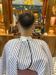 -贝勒爷专业男发