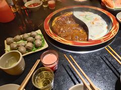-在蜀里·一米肥牛老火锅(黄埔店)