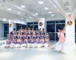 -深舞形体民族舞蹈工作室