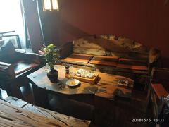 -大匠工房古船木艺术餐厅·猪肚鸡专门店(长白仙岛店)