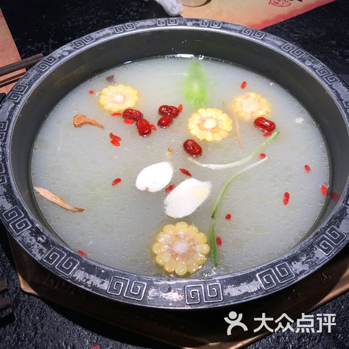大巴山火锅店板栗鸡锅底图片-北京火锅-大众点评网