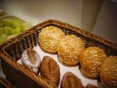 -大中华希尔顿酒店-念自助餐·嗨啤·小龙虾