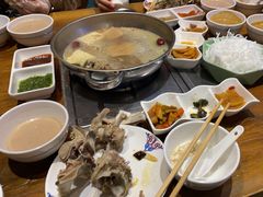 -蒙亨·手把肉·蒙古包文化主题餐厅(天恒广场店)