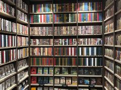 -钟书阁(群光广场店)