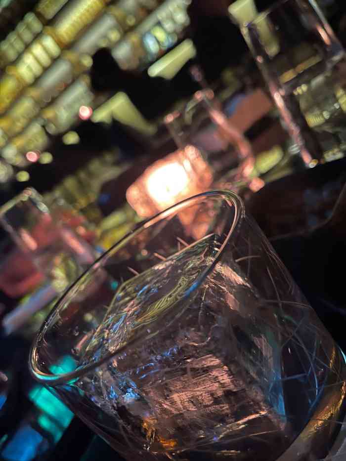 ct lounge-"国贸附近本来想找个清吧喝点酒唠嗑的 看了.