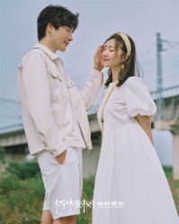 -红番婚纱礼服