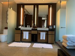 -上海外滩茂悦大酒店