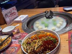 -山河屯铁锅炖·非遗东北菜(南山店)