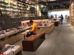 -覔书店(壹方城店)