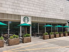 -星巴克臻选(嘉兴海宁银泰城店)