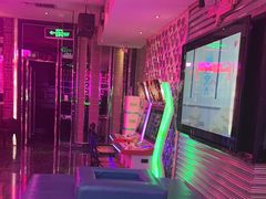 -GAGA主题量贩式KTV平价店(工大店)