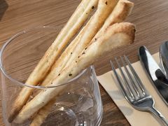 餐前面包条-必胜客(张家港购物公园店)