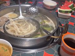 -南城十里潮汕鲜牛火锅·鲜虾生滚粥(融汇老商埠店)