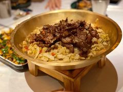 酸菜炒羊肉-丝路金桃·新疆菜(徐汇店)