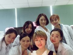 -群丽化妆摄影美甲纹绣培训学校