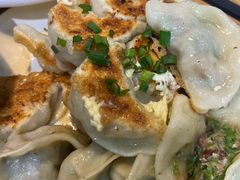 -三好食堂(煎饺·馄饨·肉饼米线·盛世广场店)