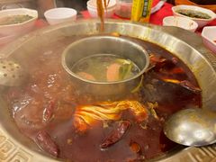 -山城年华老火锅(玉林店)