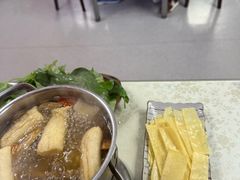 -天天向上素食餐厅(五台山店)