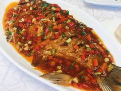 红烧武昌鱼-亢龙太子酒轩(东湖店)
