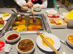 番茄锅底-海底捞火锅(青山湖万达夜宵主题店)