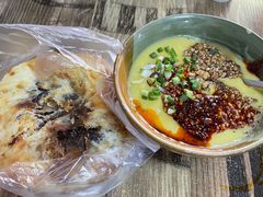 -喜洲杨记破酥粑粑