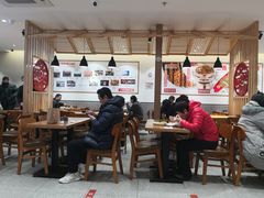 大堂-南城香·饭香串香馄饨香(青年路店)
