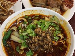 -老鼎万春卤菜(五代传承创始老店)