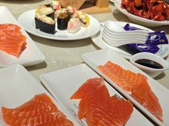 -四海一家自助餐(益田假日广场店)