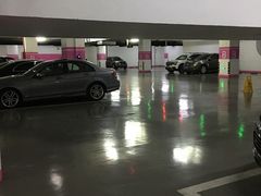 -新世界新丸中心-地下停车场