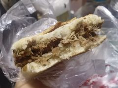 -老西关黄老太牛肉烧饼