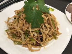-西部马华清真兰州牛肉面·烧烤夜市(关东店)