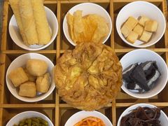 -鸡遇虾煲干锅火锅(小寨金莎店)