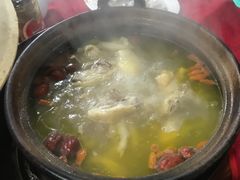 -花苑美食横琴生蚝火锅(拱北粤华路店)
