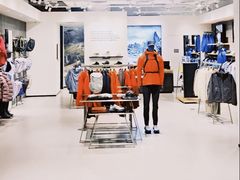 -东荟城名店仓