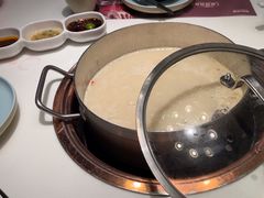 -洪氏嗨捞·猪肚鸡火锅(阳光天地店)