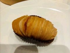 榴莲千丝酥-稻香酒家·34年老字号·港式粤菜(汉街店)