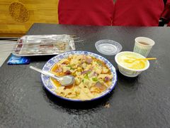 -撒拉人家.酸菜牦牛肉火锅