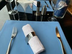 餐具摆设-索菲特酒店 · 云尚天际自助餐厅