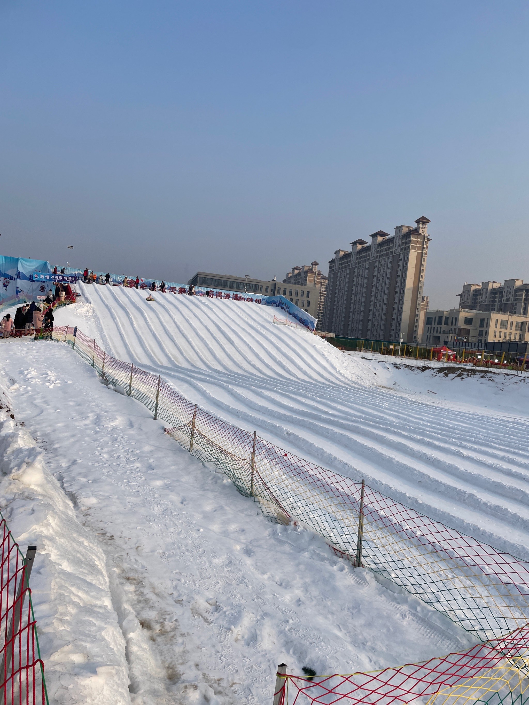 烟台林山滑雪场图片