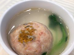 蟹粉狮子头-怡园饭店-餐厅(四望亭店)