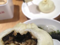大明山珍素包-凤起龙游老面包子(凯德晶品店)