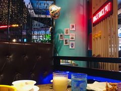 -三人行骨头王火锅(长寿店)