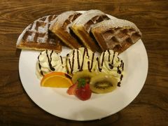 水果冰淇淋松饼-24H COLOR咖啡厅(惠州金山湖店)